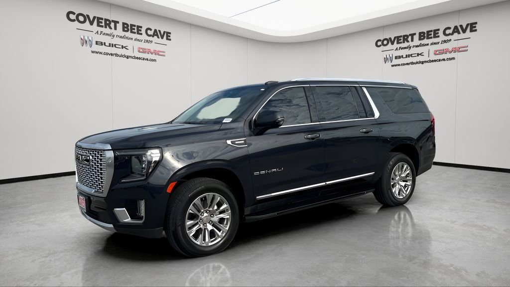 Certified 2023 GMC Yukon XL Denali image 3