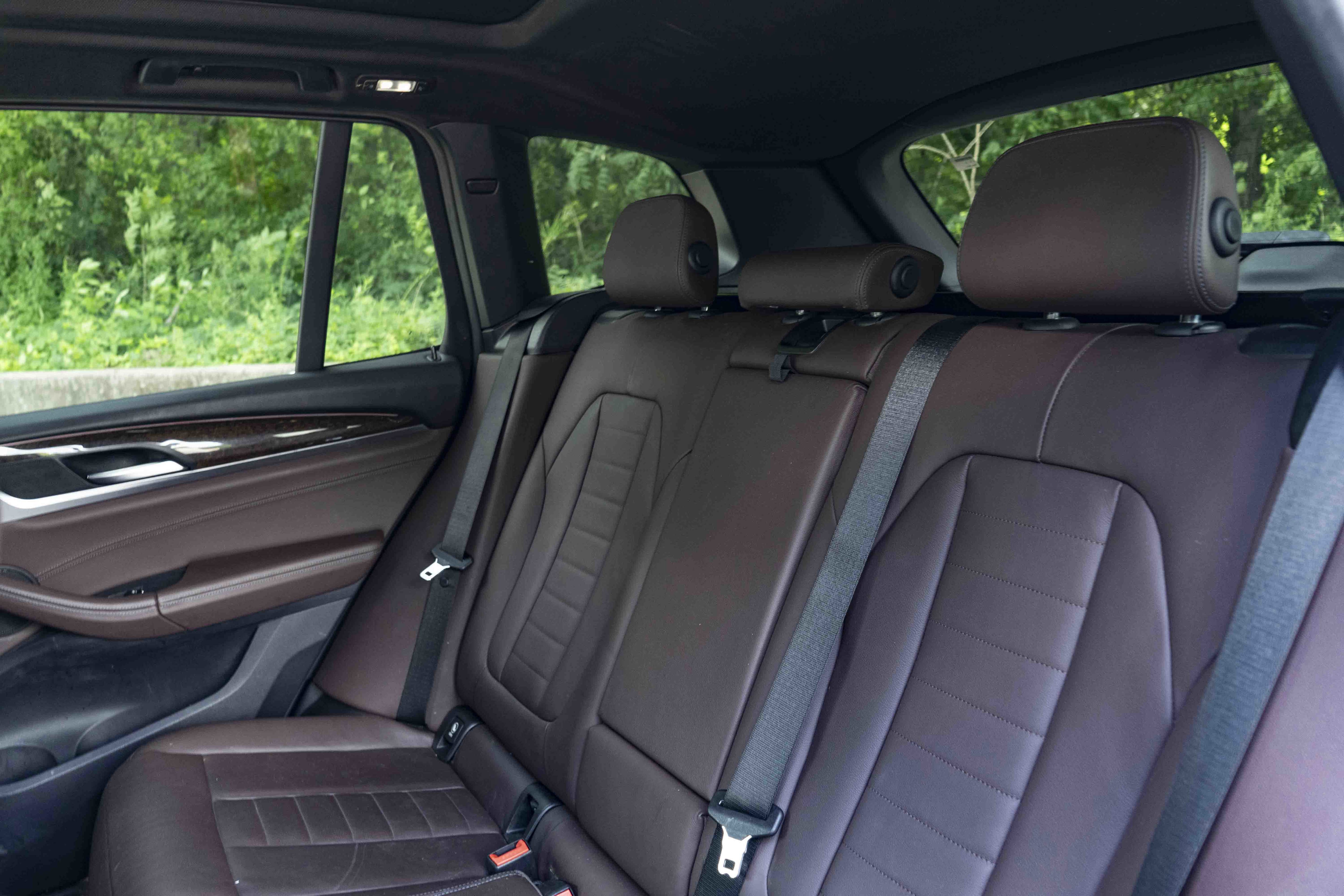 Used 2019 BMW X3 sDrive30i w/ Executive Package RWD image 18
