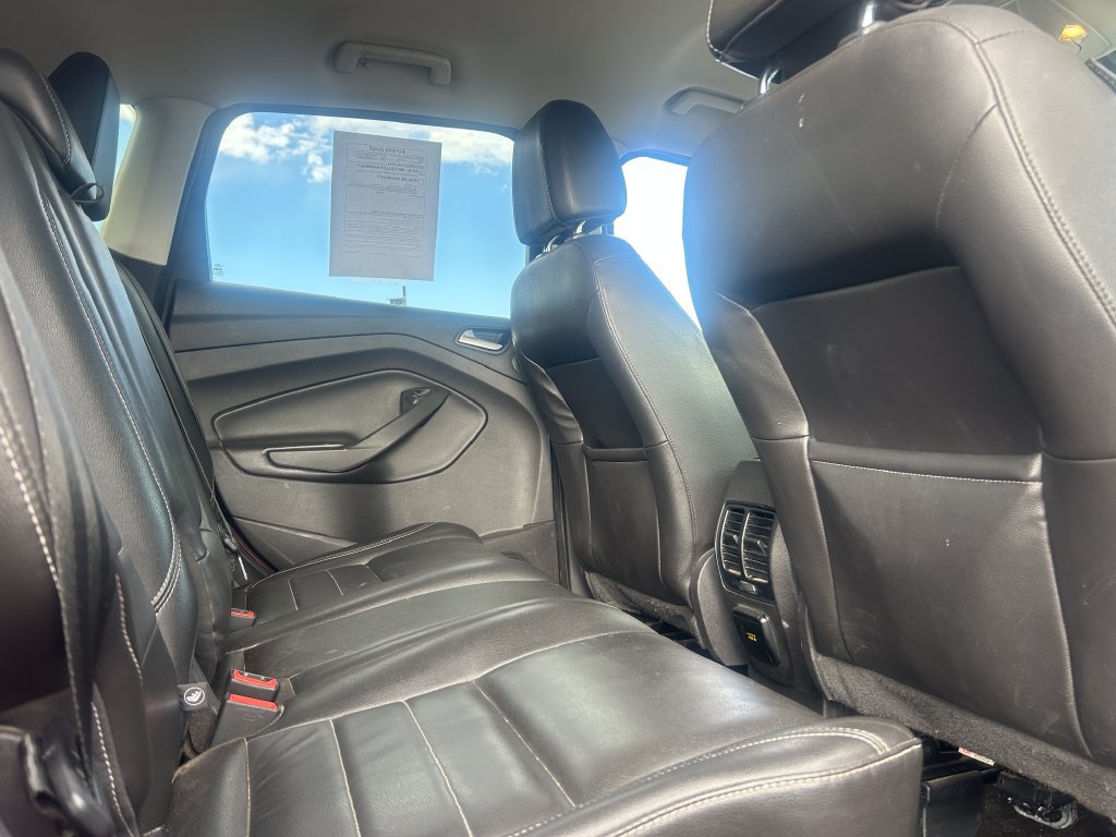 Used 2015 Ford Escape Titanium w/ Equipment Group 301A AWD/4WD image 28