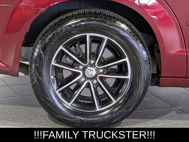 Used 2017 Dodge Grand Caravan GT image 11