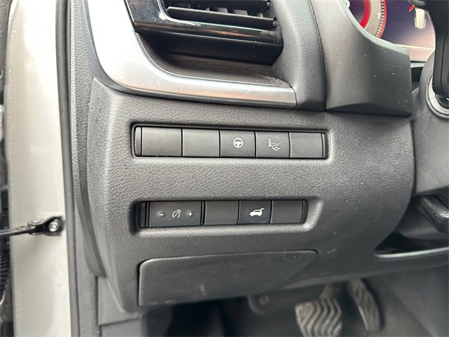 Used 2021 Nissan Rogue Platinum image 21