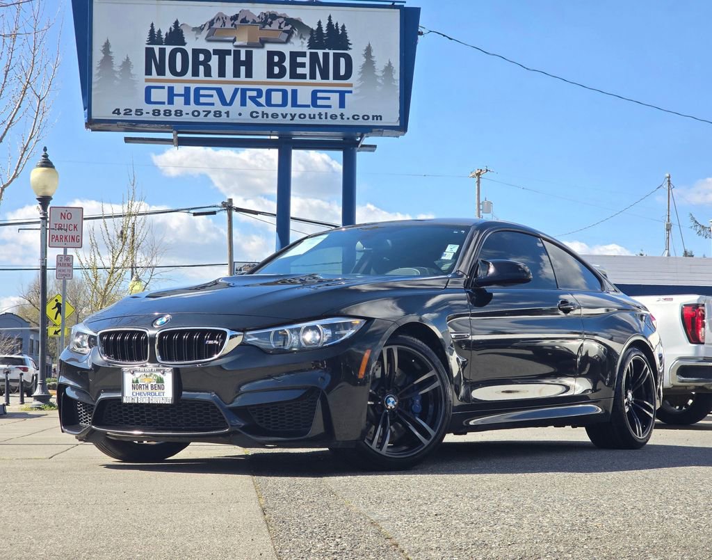 Used 2018 BMW M4 Coupe image 1