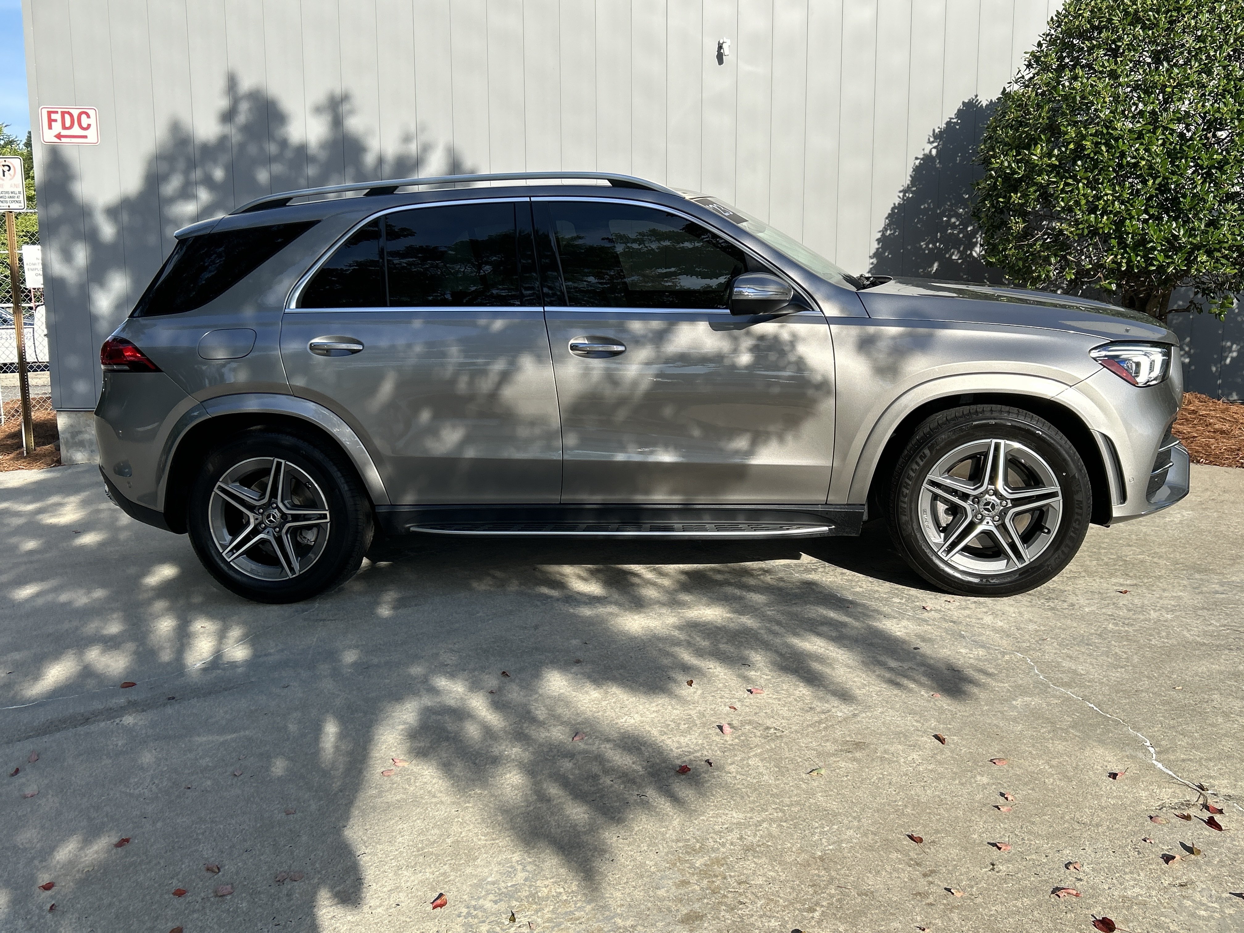 Used 2023 Mercedes-Benz GLE 450 4MATIC image 5