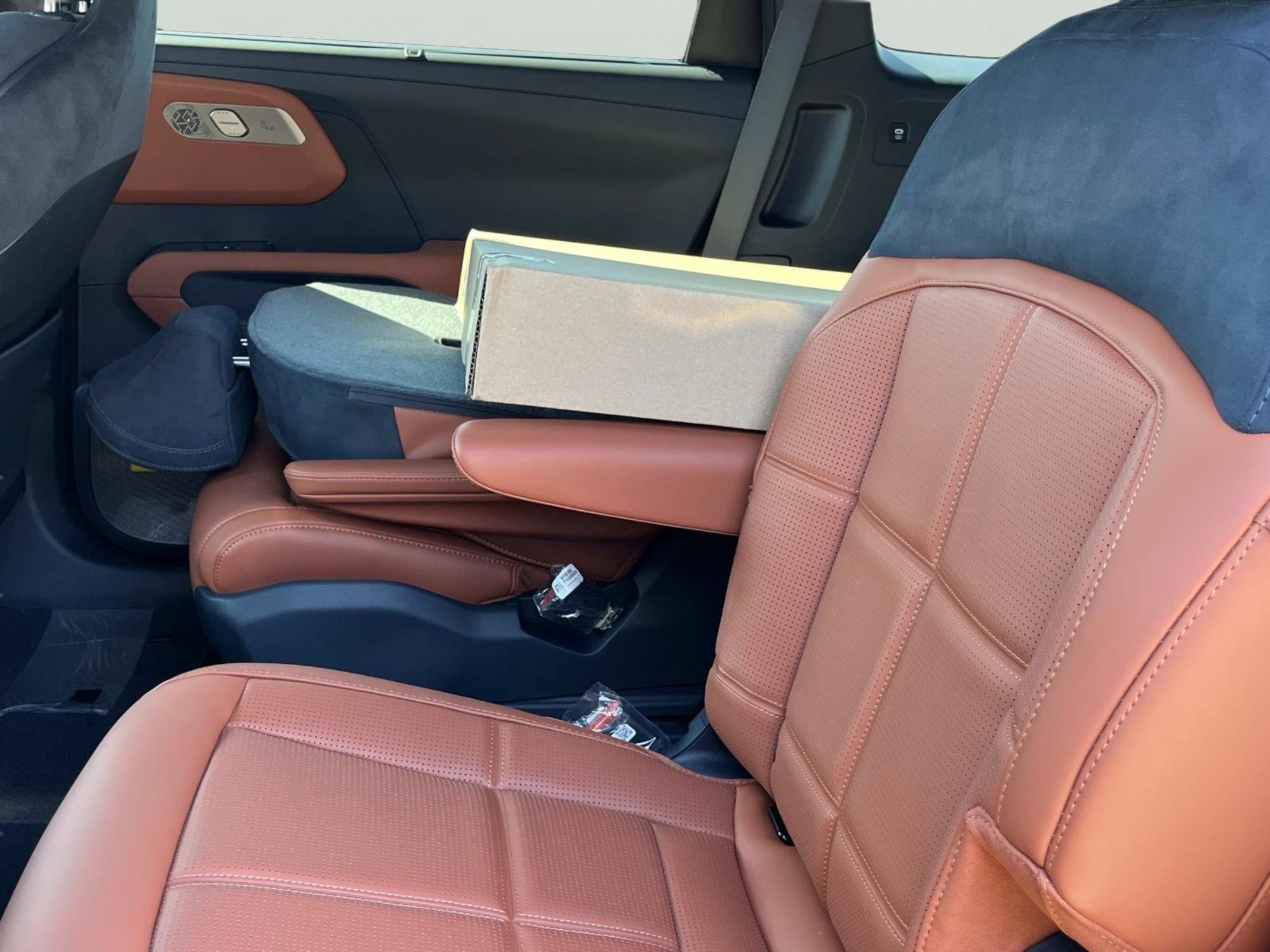 New 2027 Kia Telluride SX Prestige AWD/4WD image 21