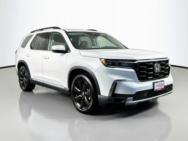 Used 2023 Honda Pilot Elite image 18