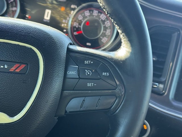 Used 2016 Dodge Challenger SXT w/ Driver Convenience Group image 21