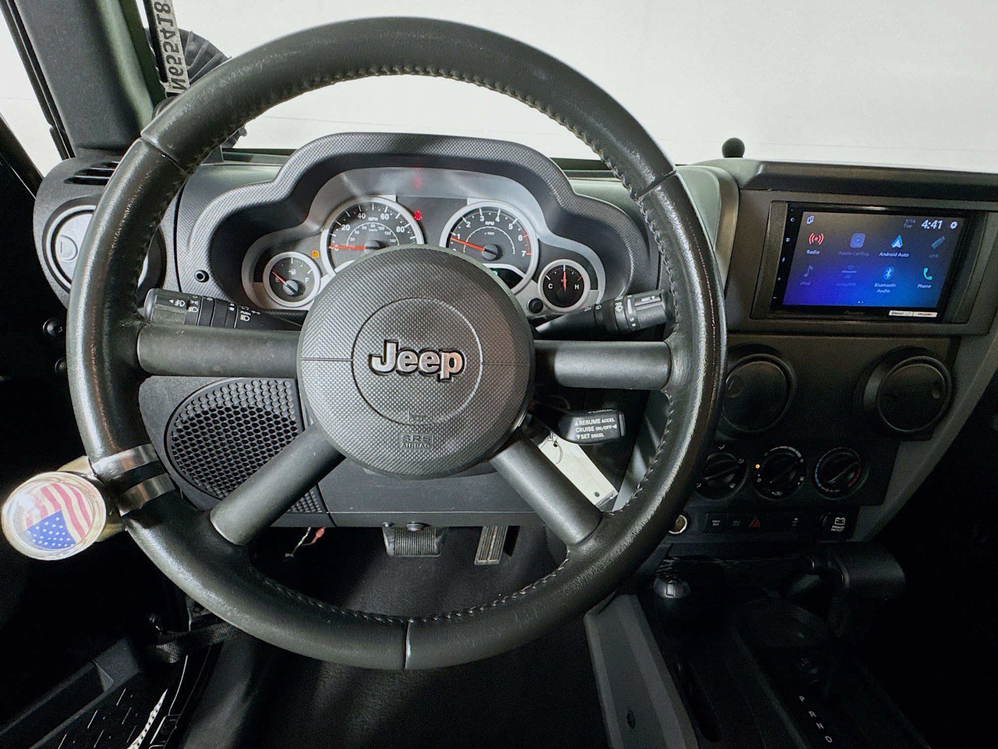 Used 2010 Jeep Wrangler Rubicon w/ Trailer Tow Group AWD/4WD image 10