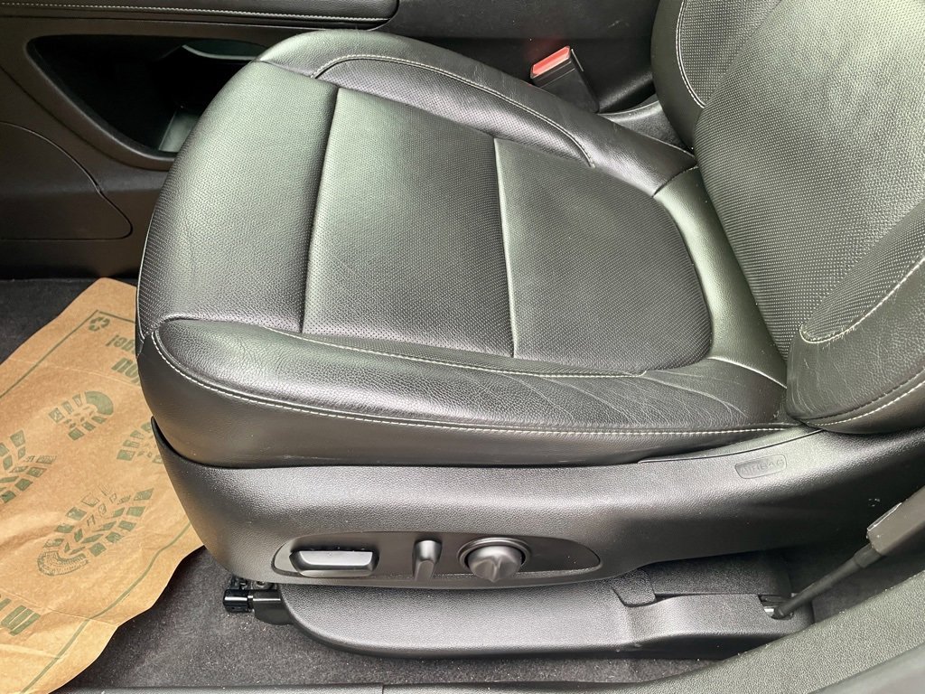 Used 2020 GMC Acadia SLT image 24