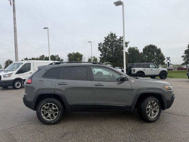 Used 2022 Jeep Cherokee Trailhawk w/ Sound & Nav Group AWD/4WD image 10