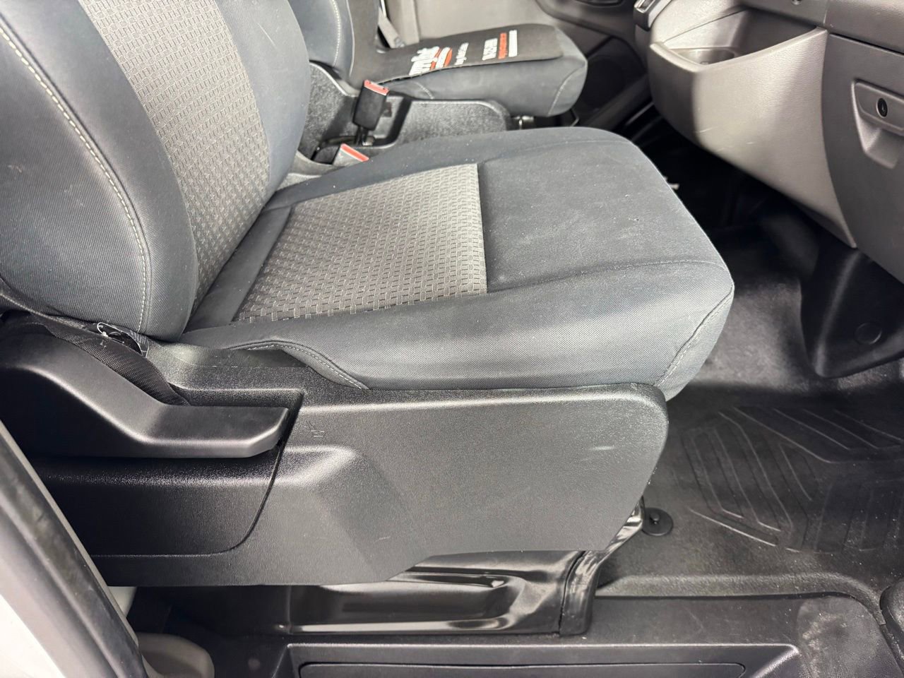 Used 2024 Ford Transit 250 Low Roof w/ Exterior Upgrade Package image 25