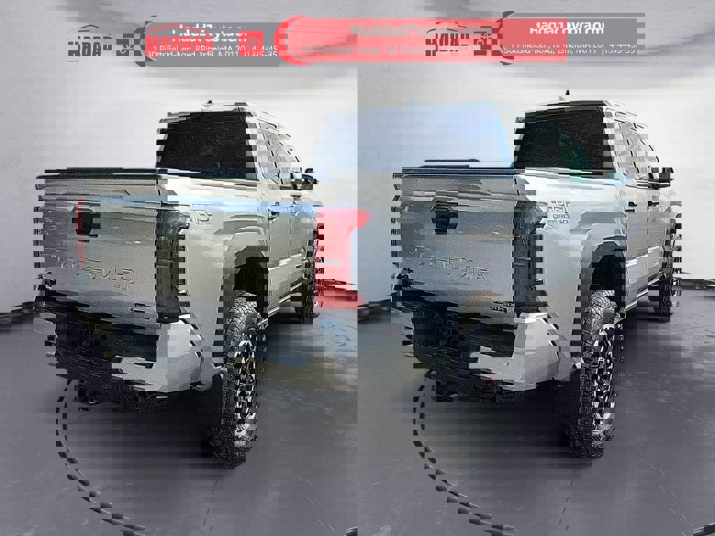 New 2025 Toyota Tacoma TRD Off-Road image 5