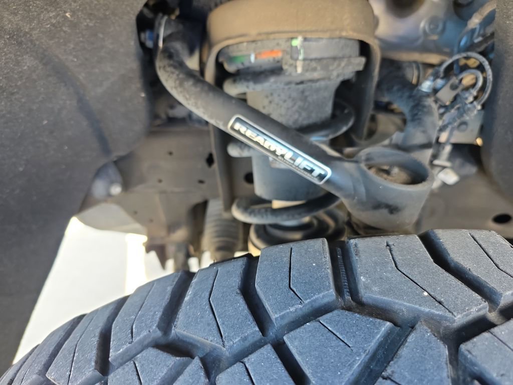 Used 2022 GMC Sierra 1500 AT4 w/ AT4 Premium Package image 6