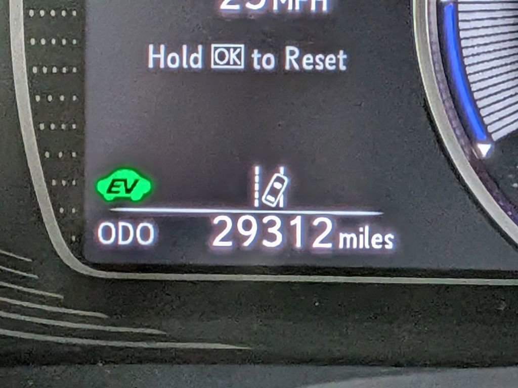 Certified 2024 Lexus ES 300h Ultra Luxury w/ Accessory Package (Z2) image 20