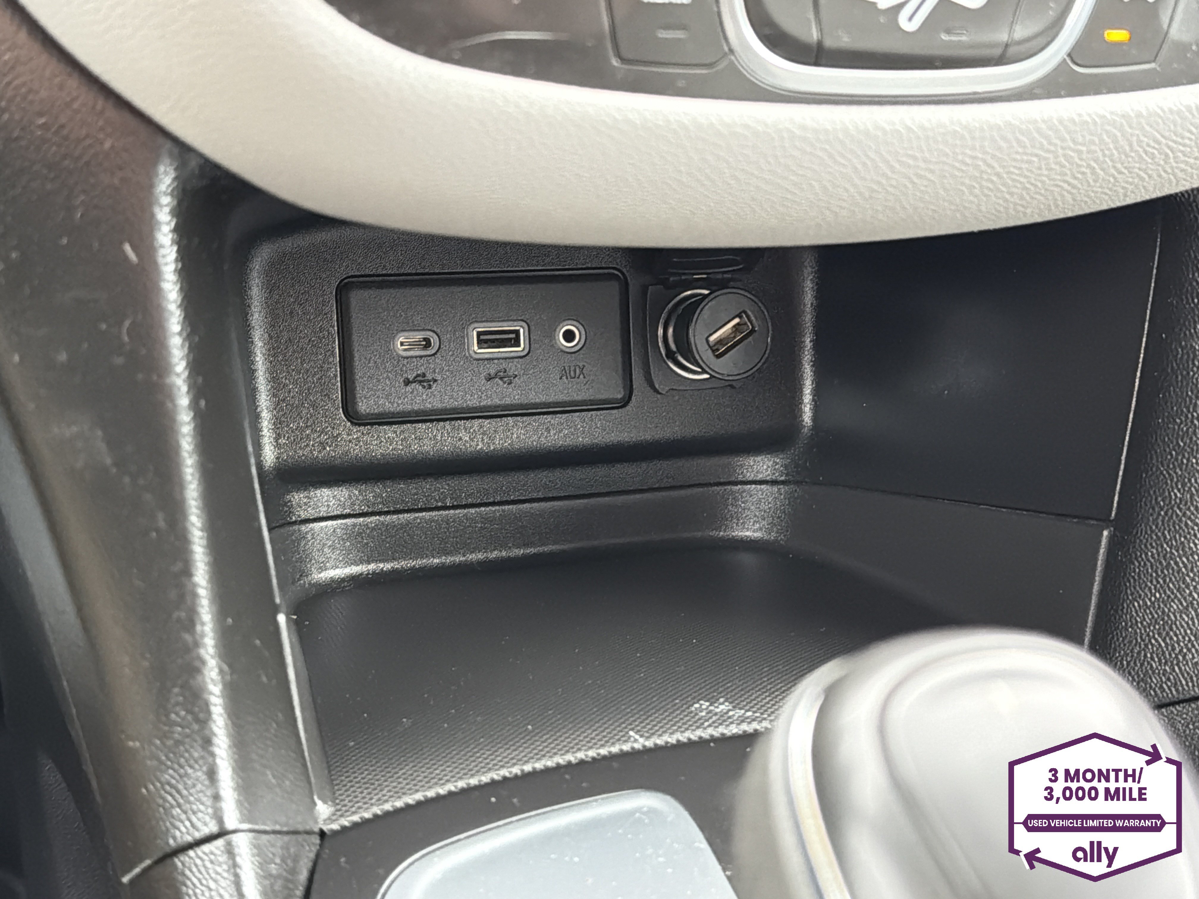 Used 2019 Chevrolet Equinox LS w/ LS Convenience Package FWD image 24