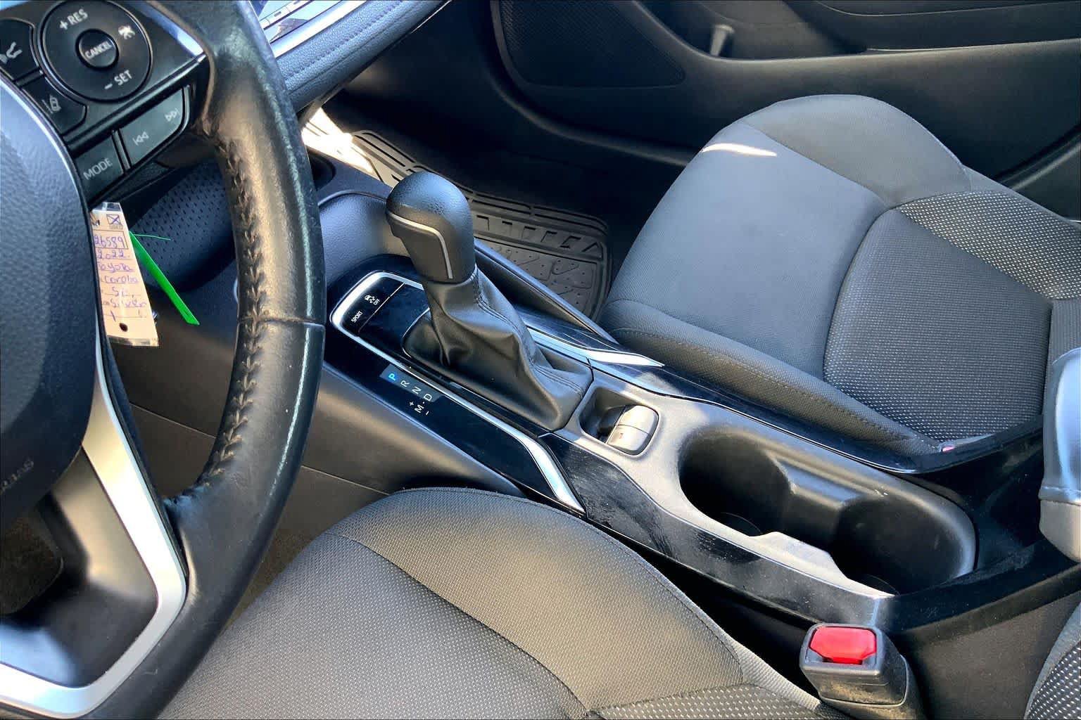 Used 2022 Toyota Corolla SE FWD image 16