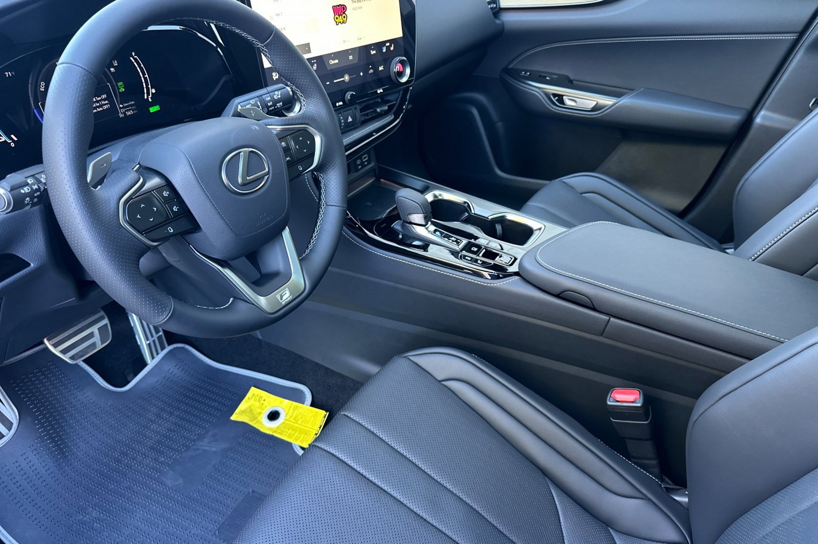 New 2026 Lexus NX 450h+ F Sport image 7