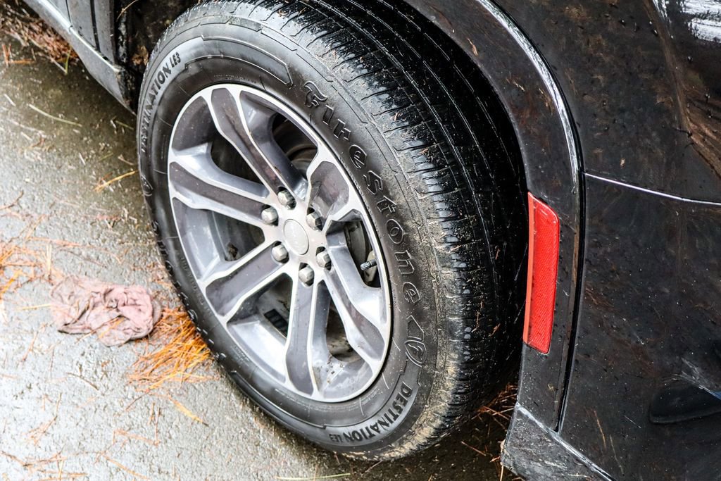 Used 2024 Jeep Grand Wagoneer L 4WD image 47