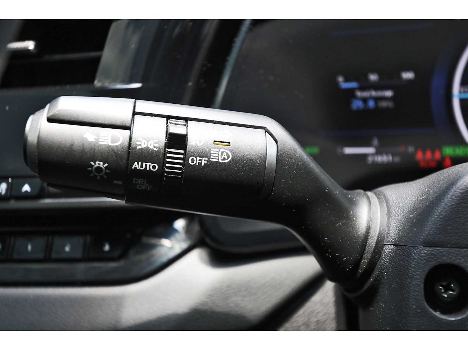 Used 2025 Lexus RX 500h F Sport w/ Convenience Package AWD/4WD image 17