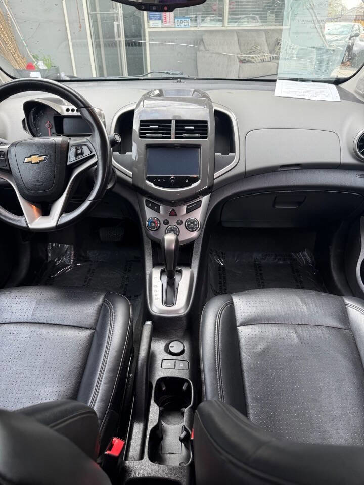 Used 2015 Chevrolet Sonic LTZ image 15