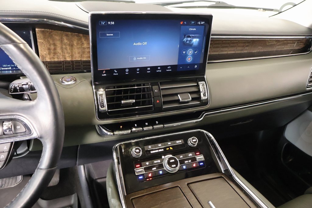Used 2022 Lincoln Navigator Black Label image 5