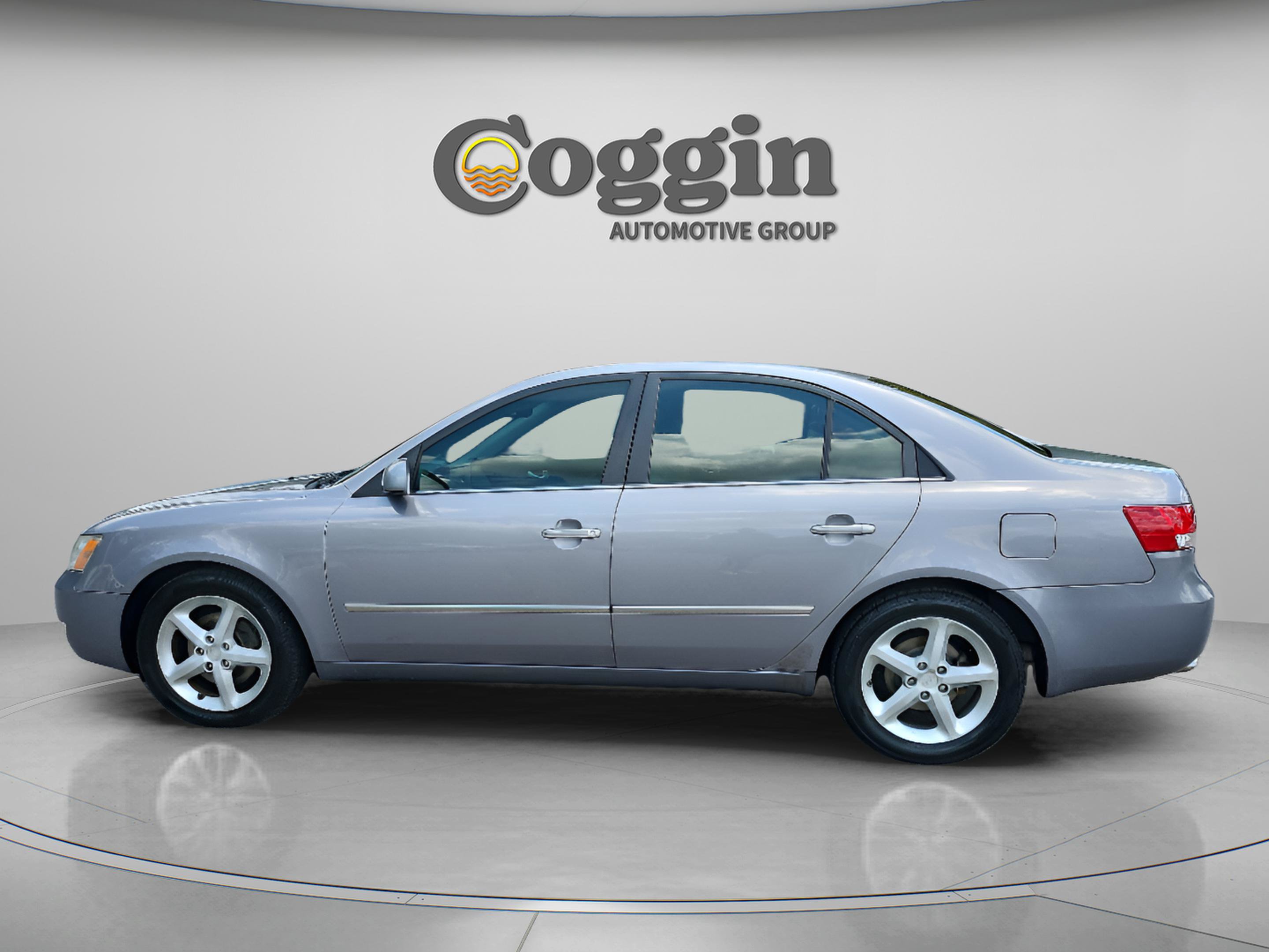 Used 2008 Hyundai Sonata SE FWD image 2