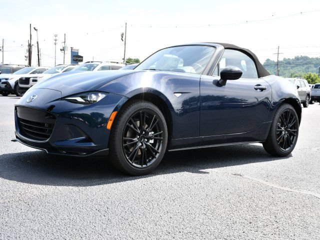 New 2026 MAZDA MX-5 Miata Club w/ Weather Package RWD image 25