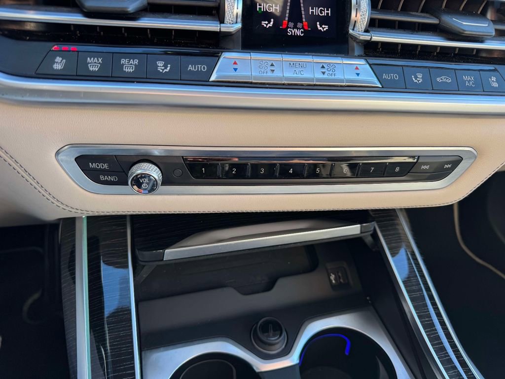 Used 2019 BMW X7 xDrive40i w/ Premium Package image 15