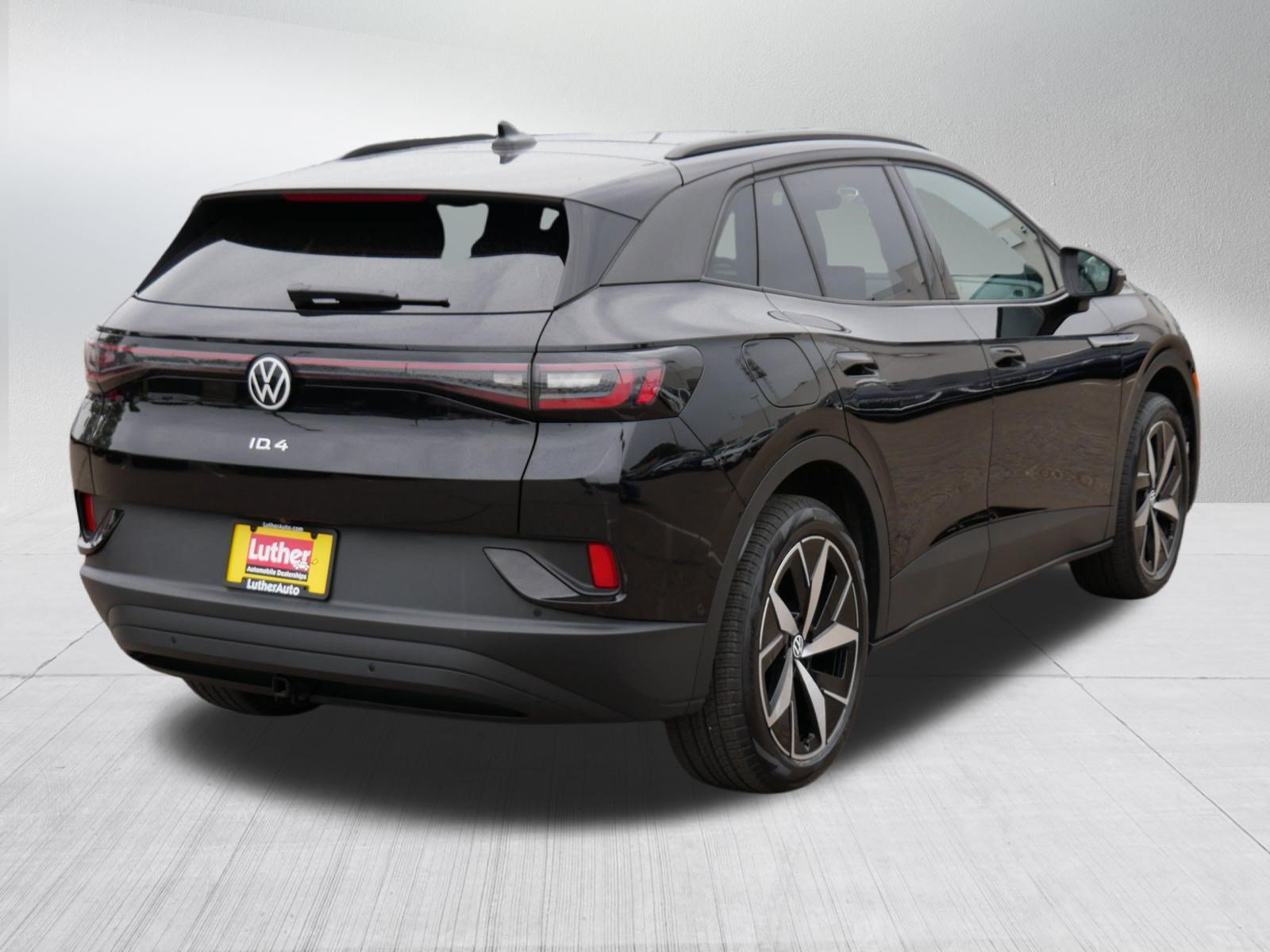 Certified 2023 Volkswagen ID.4 Pro S AWD/4WD image 8