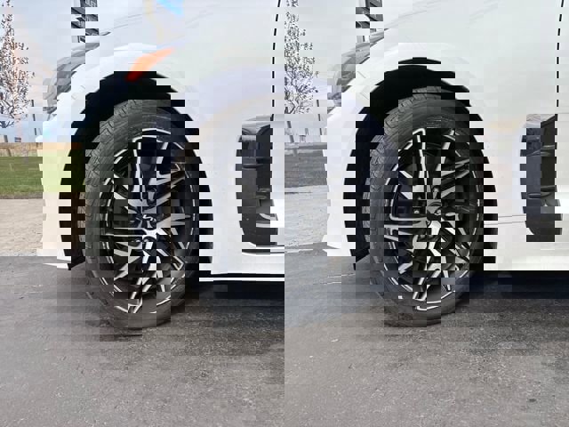 Used 2023 Kia Stinger GT-Line image 25