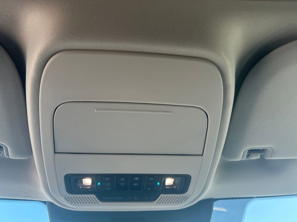 New 2025 Ford Expedition Active image 19