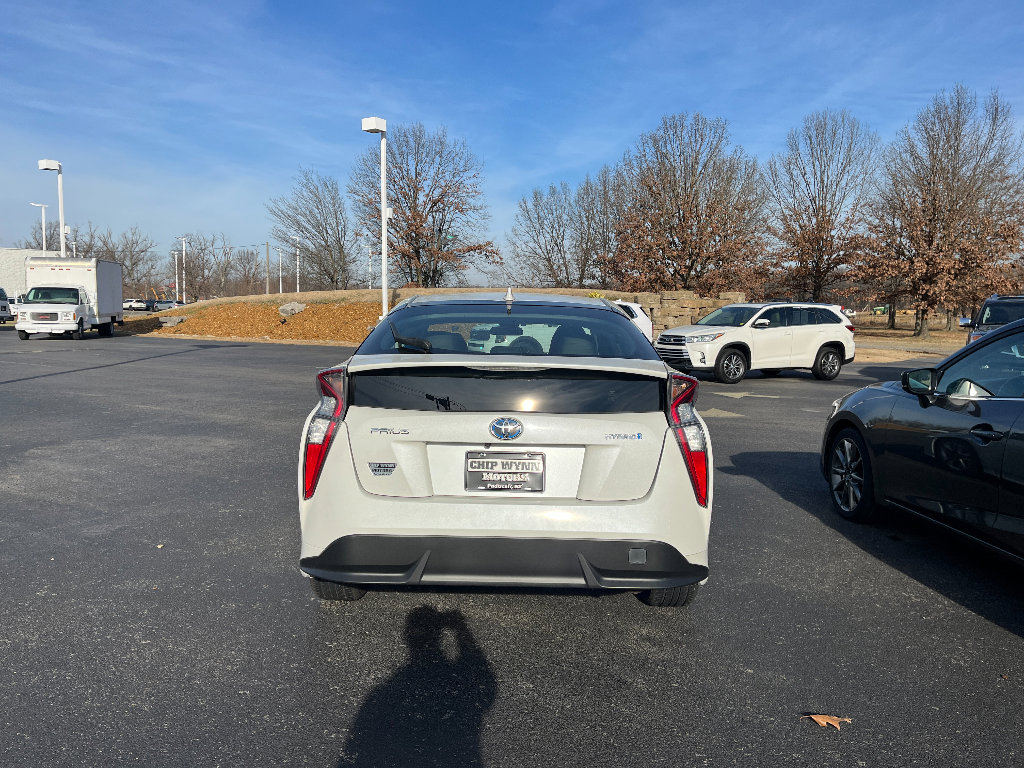 Used 2016 Toyota Prius Three Touring image 42