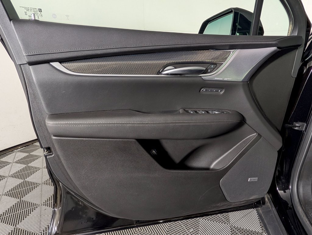 Used 2024 Cadillac XT5 Sportv AWD/4WD image 23