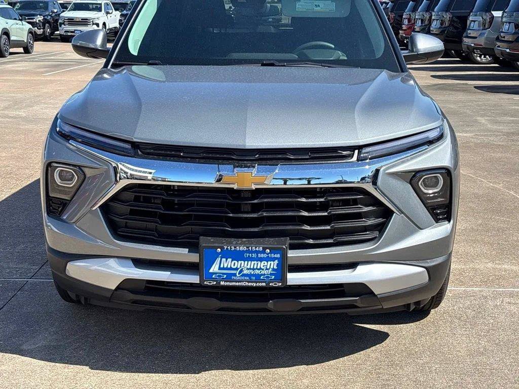 New 2026 Chevrolet TrailBlazer LT FWD image 3