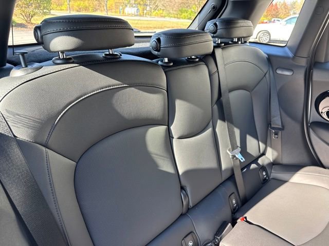 Used 2023 MINI Cooper S image 28