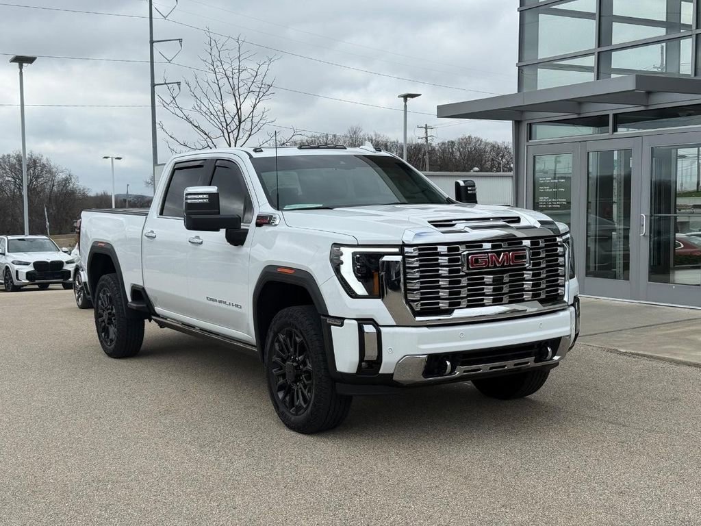 Used 2024 GMC Sierra 2500 Denali w/ Denali Reserve Package image 1