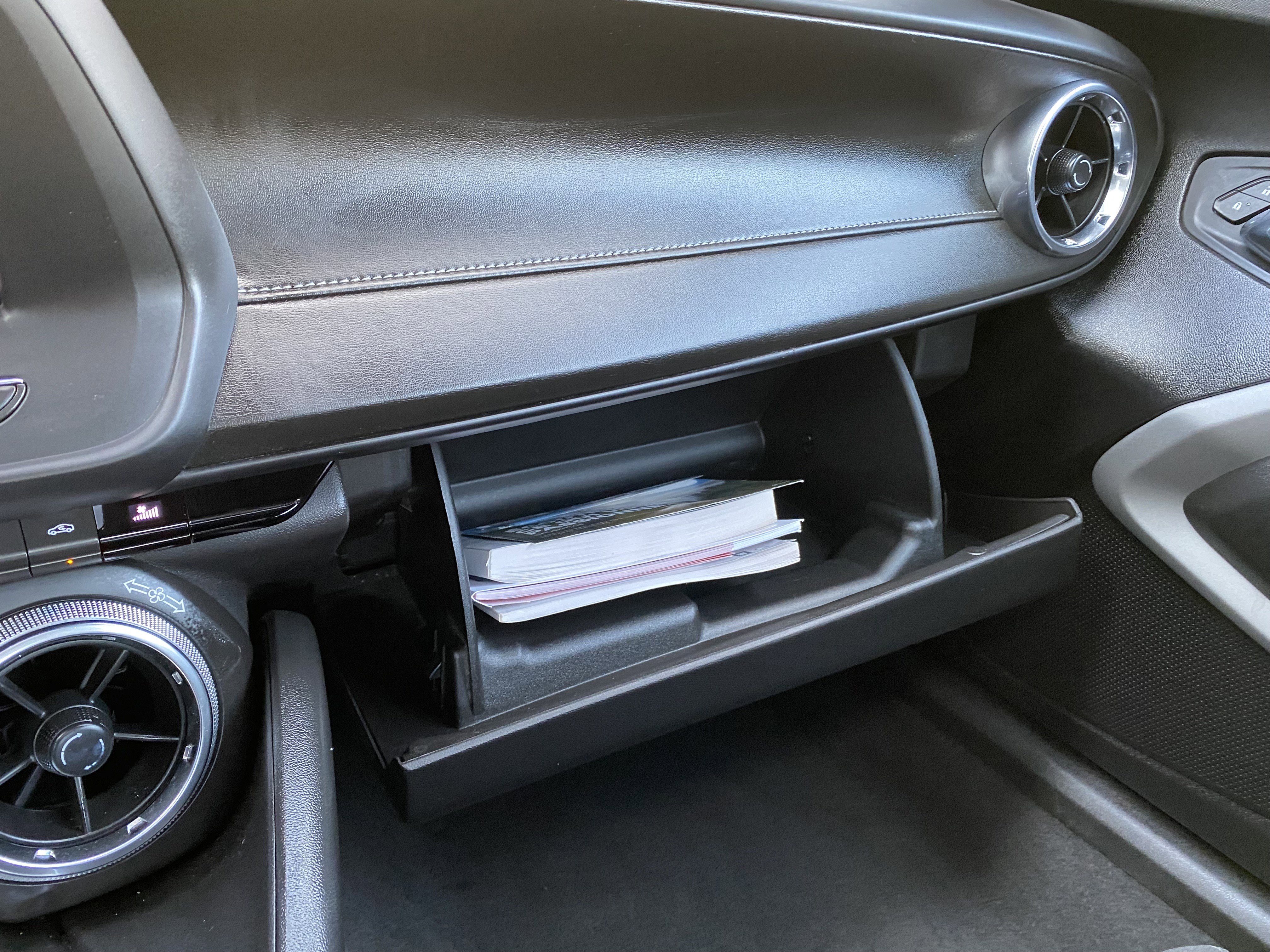 Used 2021 Chevrolet Camaro LT w/ RS Package image 29