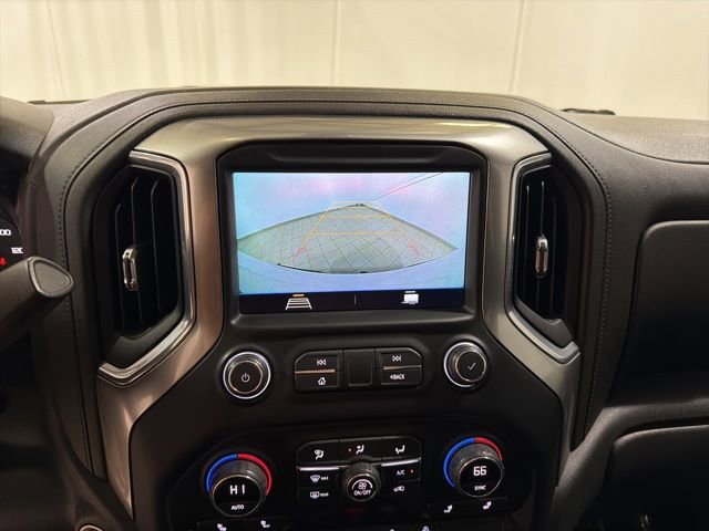 Used 2021 Chevrolet Silverado 1500 LT w/ Z71 Off-Road Package AWD/4WD image 16