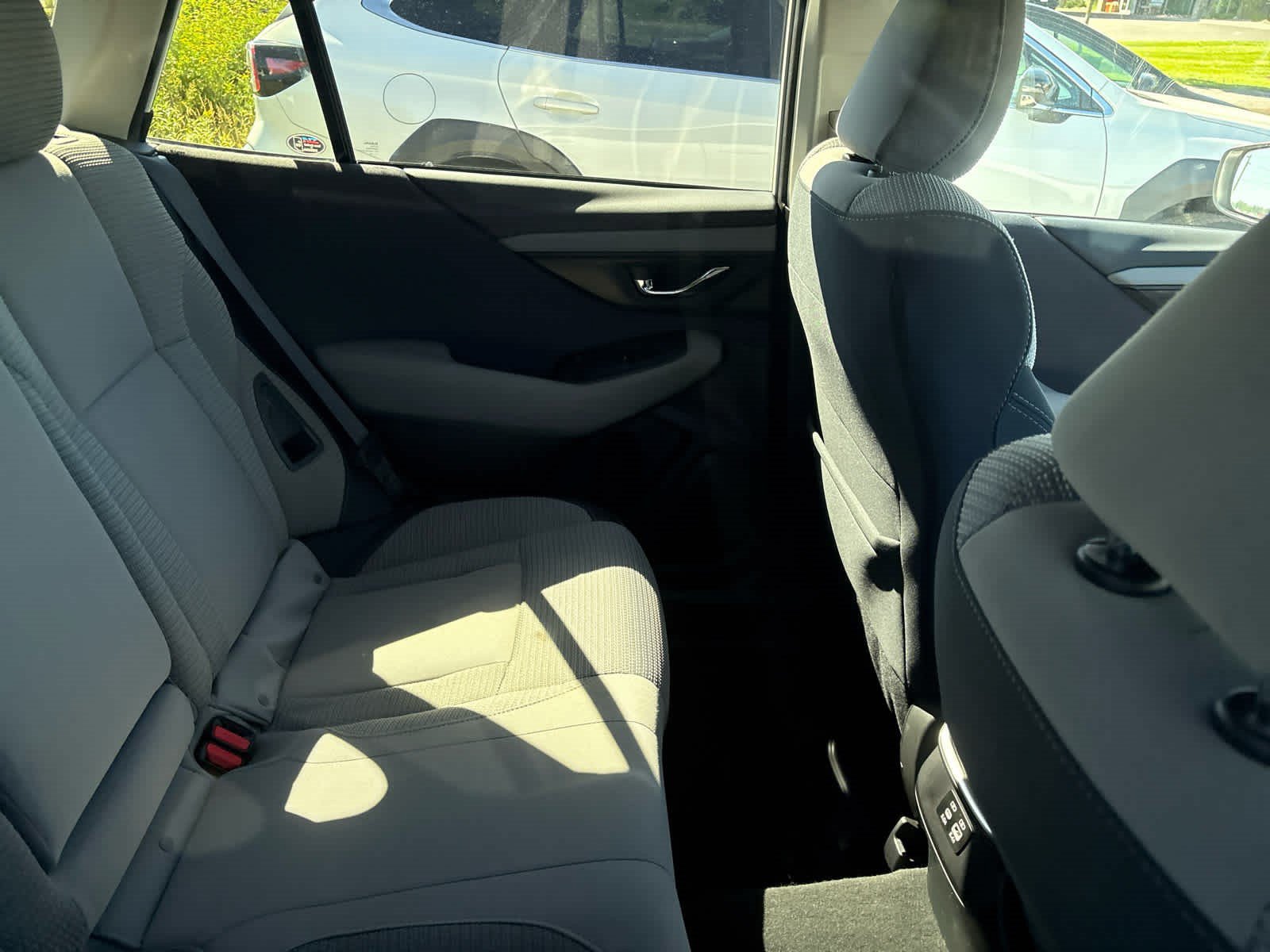 Used 2024 Subaru Outback Premium AWD/4WD image 7