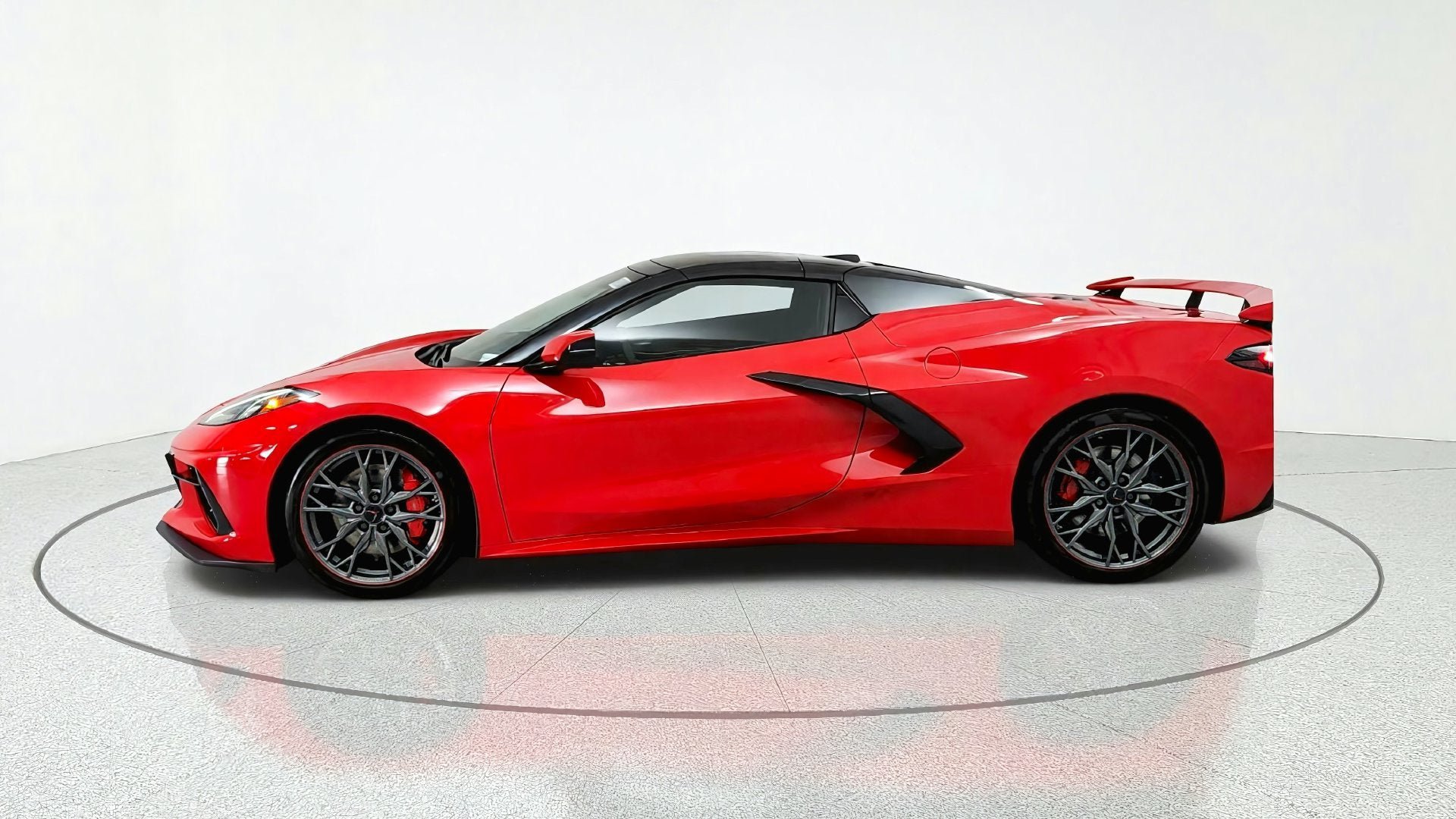 New 2027 Chevrolet Corvette Stingray Convertible w/ Z51 Performance Package RWD image 2
