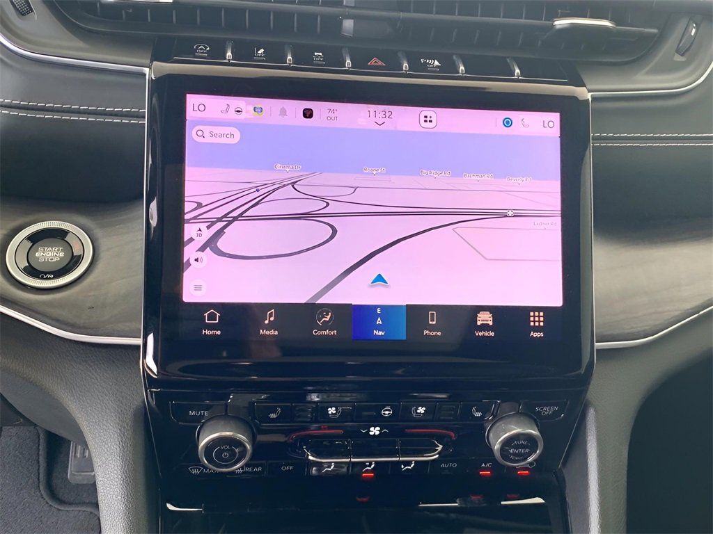 Used 2022 Jeep Grand Cherokee Overland w/ Luxury Tech Group IV image 40