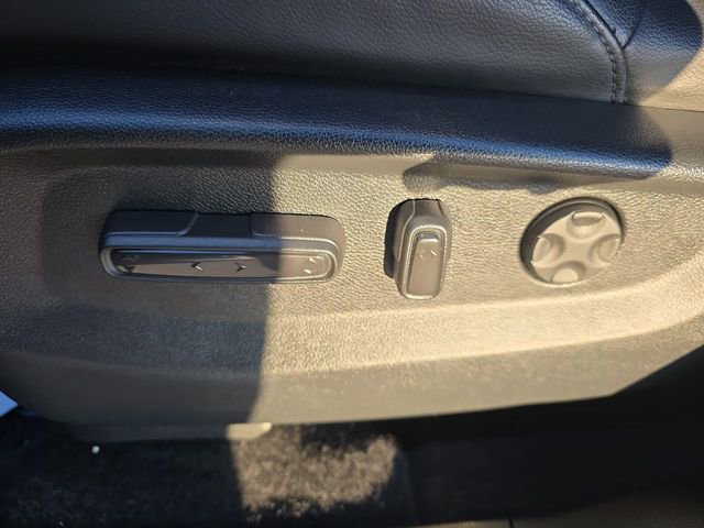 Used 2020 Honda CR-V Touring image 21