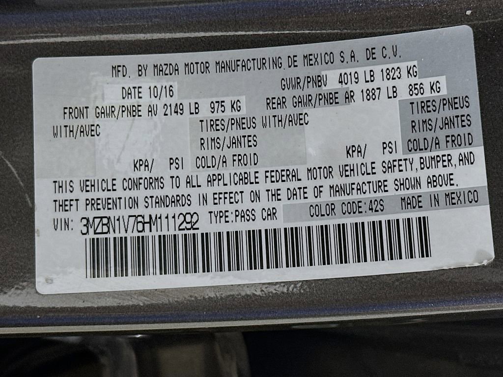 Used 2017 MAZDA MAZDA3 Touring FWD image 38