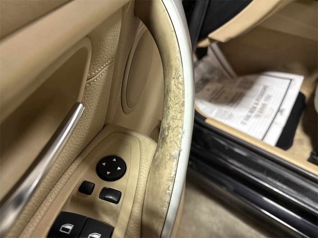 Used 2015 BMW 320i Sedan image 36