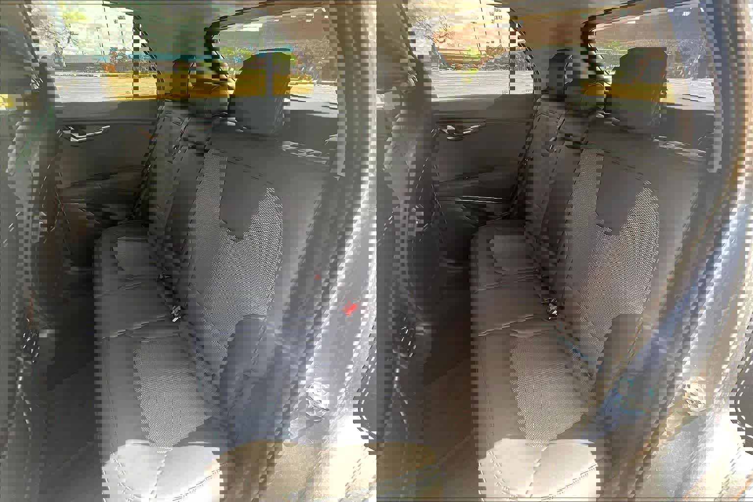 Used 2024 Kia Niro EX image 29