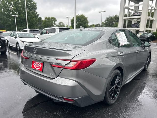 Used 2025 Toyota Camry SE FWD image 8