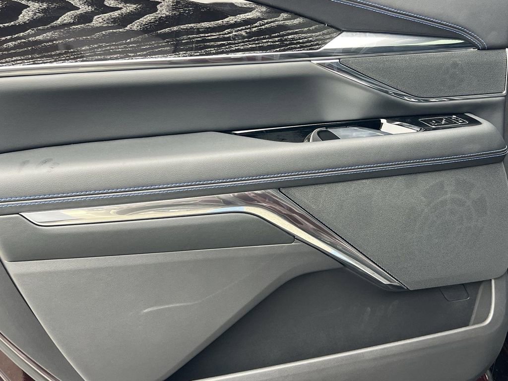 New 2026 Cadillac Escalade IQL Luxury image 27