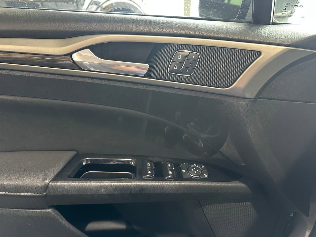 Used 2014 Ford Fusion SE w/ Equipment Group 202A image 52