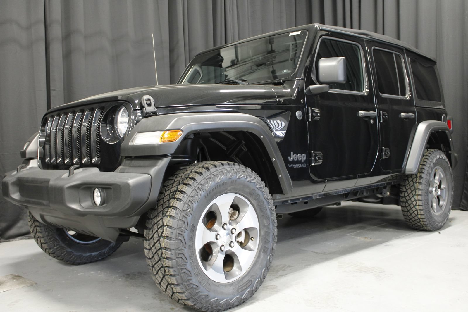 Used 2022 Jeep Wrangler Unlimited Sport AWD/4WD image 8