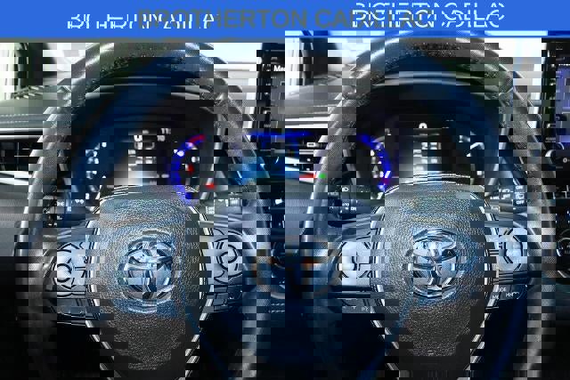 Used 2021 Toyota Corolla XSE image 17