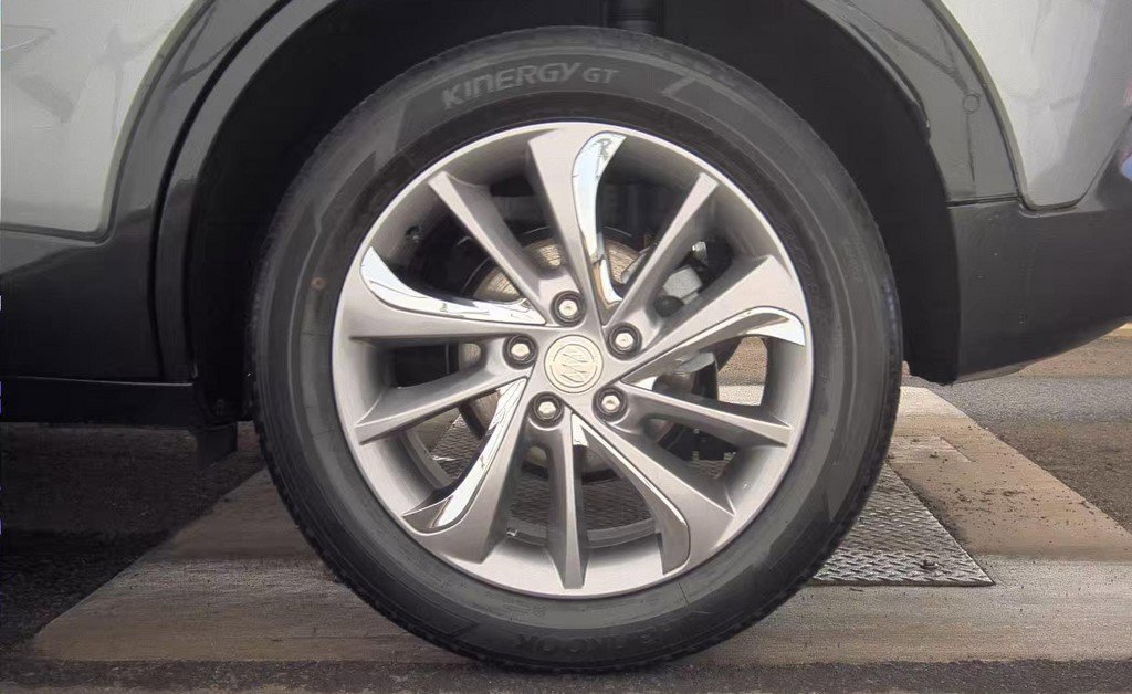 Certified 2023 Buick Encore GX Essence w/ Advanced Technology Package image 7